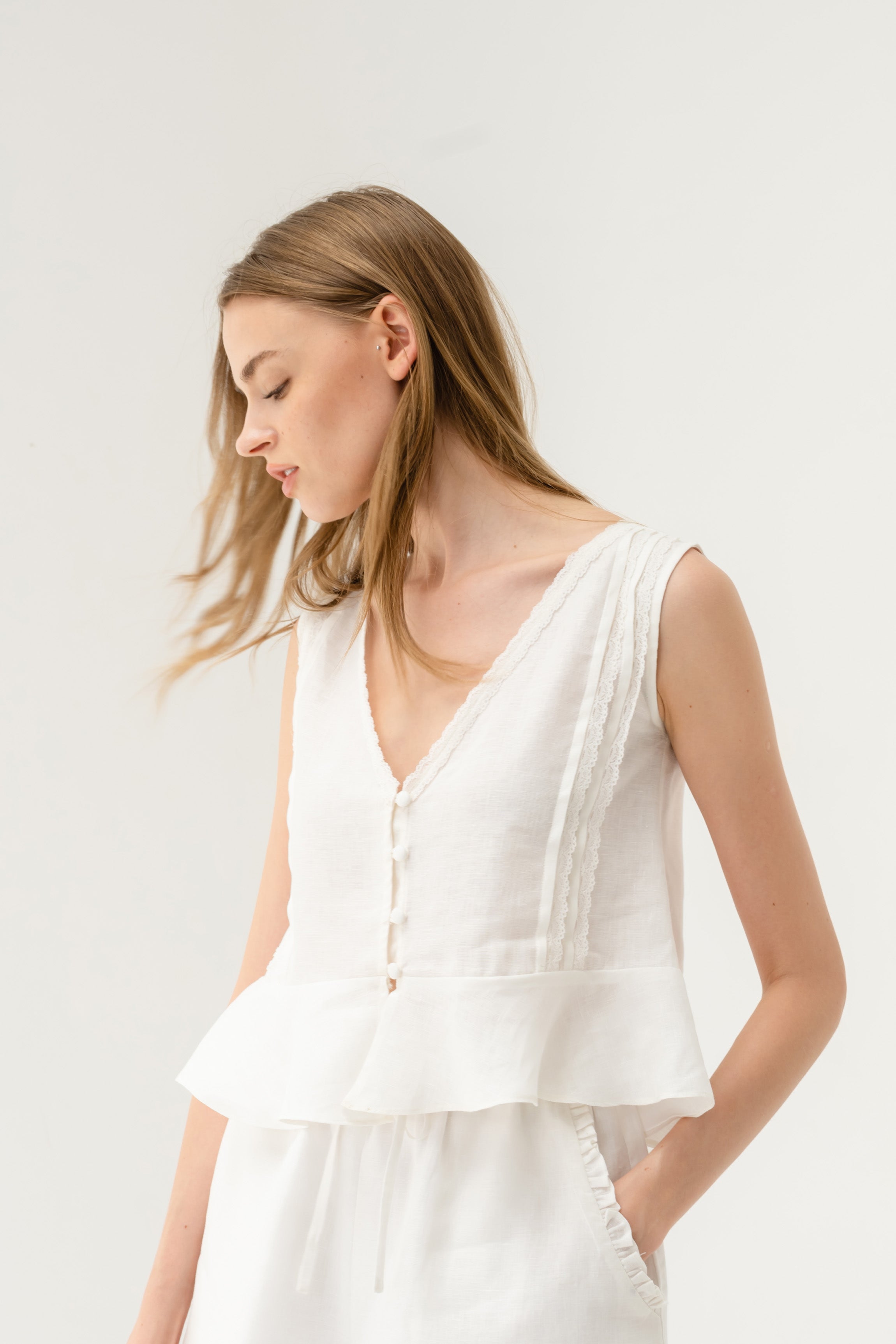 Windy Lace Top - Off white